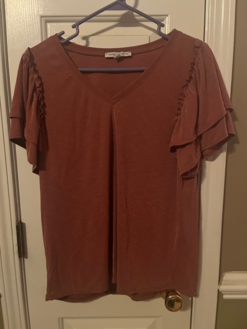 Green Envelope Rust Ruffle Sleeve V-Neck Tee